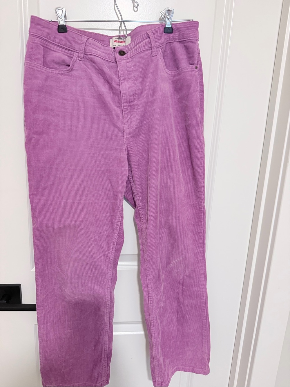 Wrangler High-Rise Women's Corduroy Jeans in Lilac